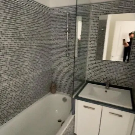 Appartement T2 Bord De Mer Piscine 2025 Apartment Cannes